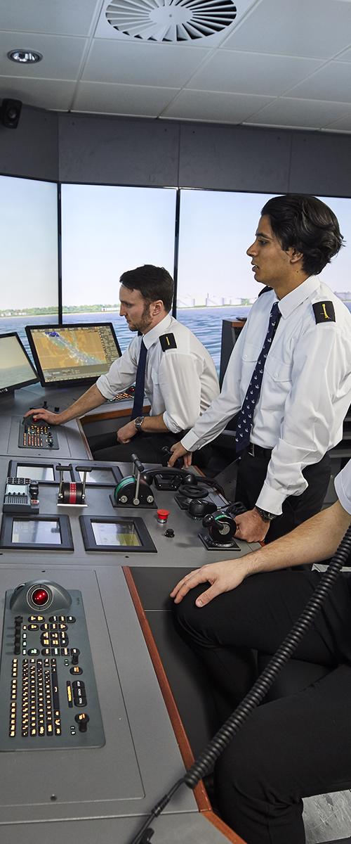 Cadets in the new maritime simulation centre